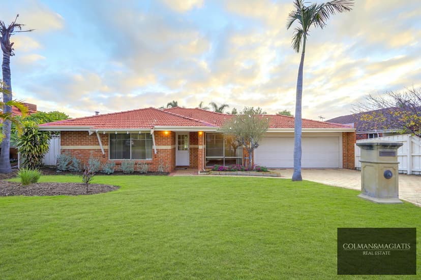 7 Rockdale Pass, LANDSDALE, WA