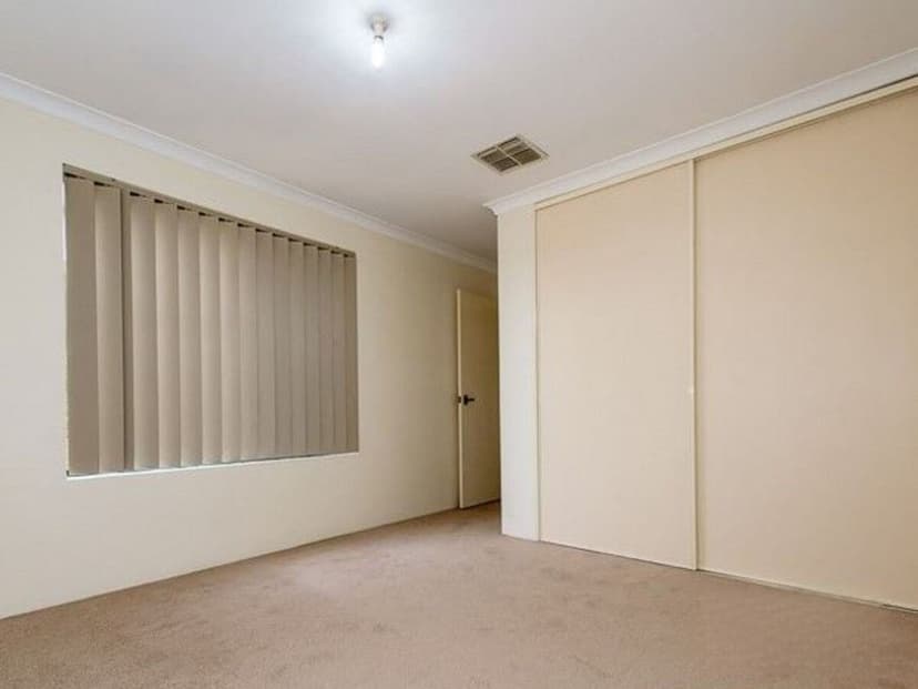 5/10 Nabberu Loop, Cooloongup, WA